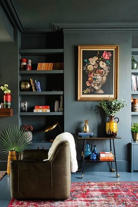 Como usar cores escuras na decoração da sua casa